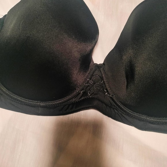 Amazon Essentials Bra Womens Size 38D Classic T-Shirt Bra Nude Underwire - Picture 3 of 5